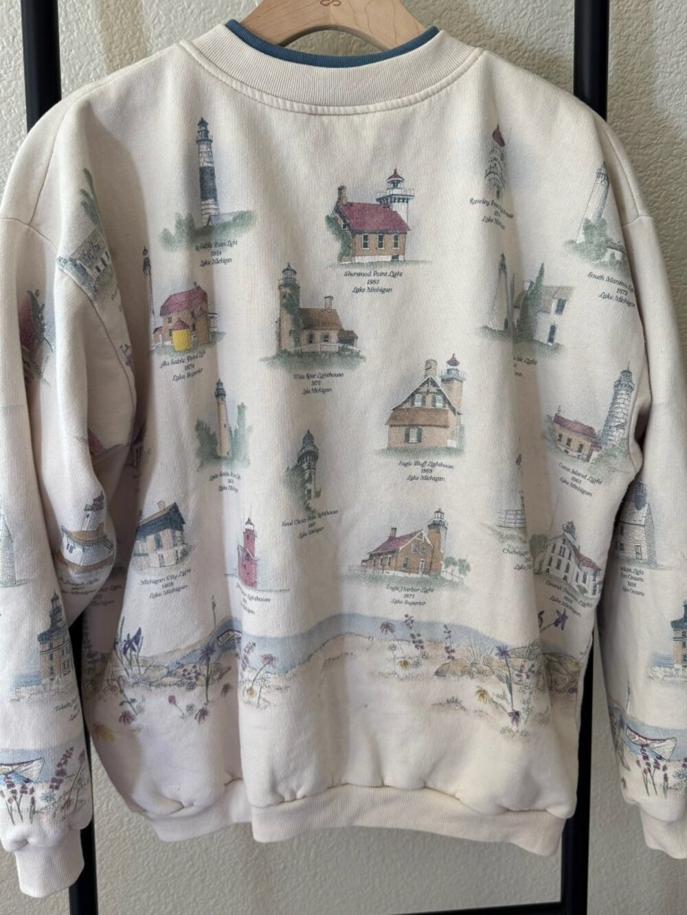 Vintage Lighthouse Graphic Print Cardigan Size Medium - Picture 7 of 7